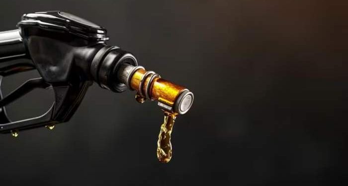 Nación oficializó un aumento de impuestos a combustibles