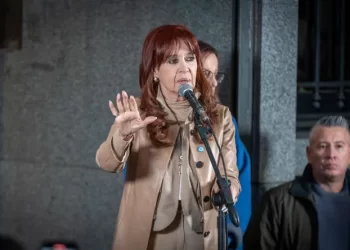Cristina Kirchner confirmó que se presentará el miércoles en Comodoro Py