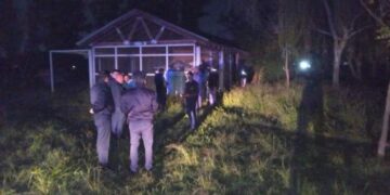 Chaco: un grupo de niños encontró el cadáver de un hombre apuñalado
