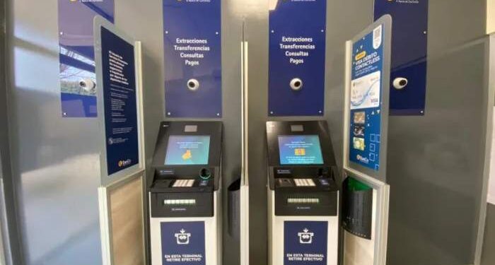 Valdés confirmó el pago del plus de refuerzo y medio aguinaldo para empleados estatales