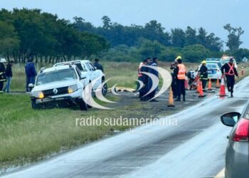 Dos personas fallecieron tras un choque en la Ruta Nacional N° 12