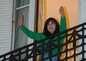 Cristina Kirchner presentó una lista reservada de personas que podrán visitarla
