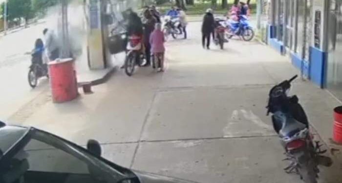 Impactante video: explotó el surtidor de una estación de servicio de Chaco