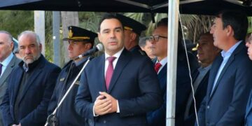 Valdés entregará notebooks y habilitará obras en Capital y en Santa Rosa