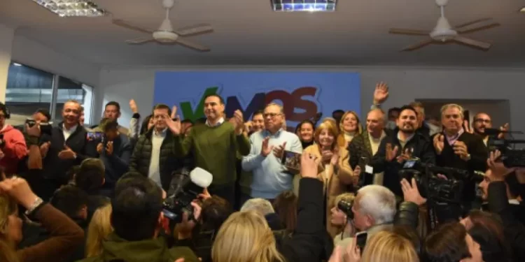 Valdés presentó Vamos Corrientes, la alianza más amplia de la provincia