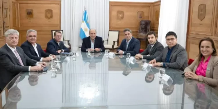 Gobernadores cosechan apoyo para obligar a Nación a que reparta fondos