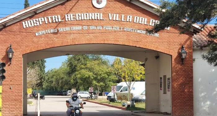 Mujer murió al resbalar en la ducha y sufrir un golpe en el cuello
