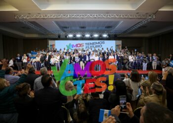 “Vamos Corrientes” presentó un frente electoral con 33 partidos
