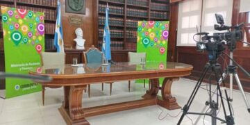 Este lunes dan a conocer aumentos salariales para estatales