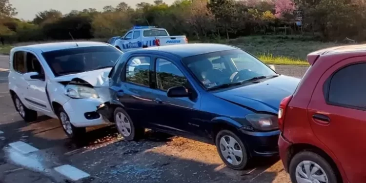 Accidente por la Ruta 11: dos niños heridos tras colisionar vehículos en cadena