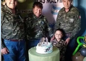 El tierno festejo de Genaro: un nene de 5 años eligió las Islas Malvinas como temática de su cumpleaños