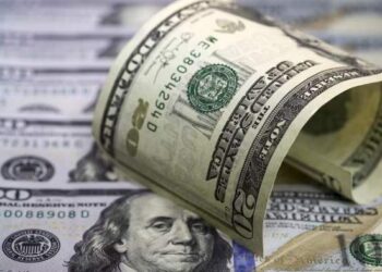 El dólar sube y alcanza el techo de la banda en algunos bancos