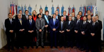 Javier Milei busca acercar posiciones con los gobernadores, pero mantiene la idea de vetar la ley de ATN