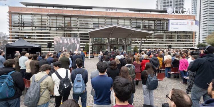 La UCA denominó “Papa Francisco” a su campus de Puerto Madero
