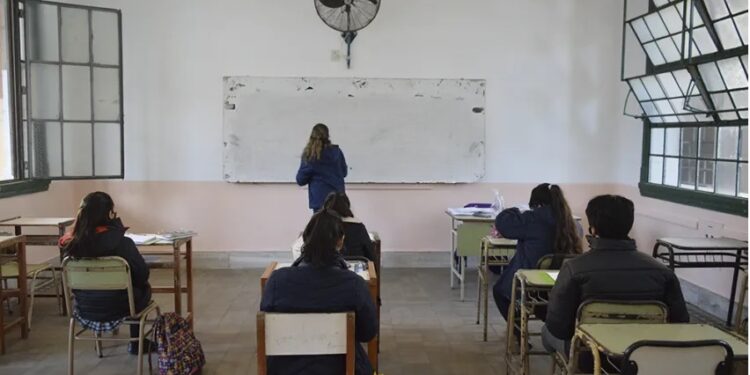 El Gobierno de Corrientes reconocerá a docentes destacados de capital e interior
