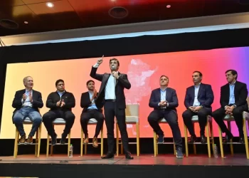 Valdés apuntó contra Nación: “Permanentemente las provincias son ninguneadas”