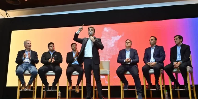 Valdés apuntó contra Nación: “Permanentemente las provincias son ninguneadas”