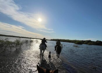 Familias evacuadas y productores en alerta tras las inundaciones en San Luis del Palmar