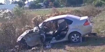 Un auto y un camión chocaron de frente en el tramo Goya – Esquina: hay un muerto