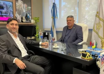 El Gobierno denunció por lavado de dinero y evasión al financista ligado al Chiqui Tapia
