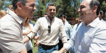 Gustavo Valdés fue recibido por el presidente de Paraguay en Humaitá