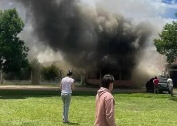 Incendio dañó dos viviendas en Goya