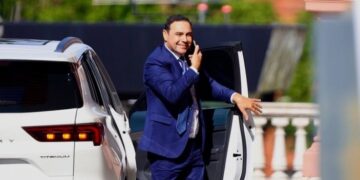 Gustavo Valdés felicitó a Diego Santilli y pidió fortalecer el diálogo