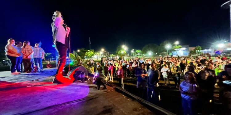 Comenzó la Fiesta de las Familias en la Plaza Héroes de Malvinas