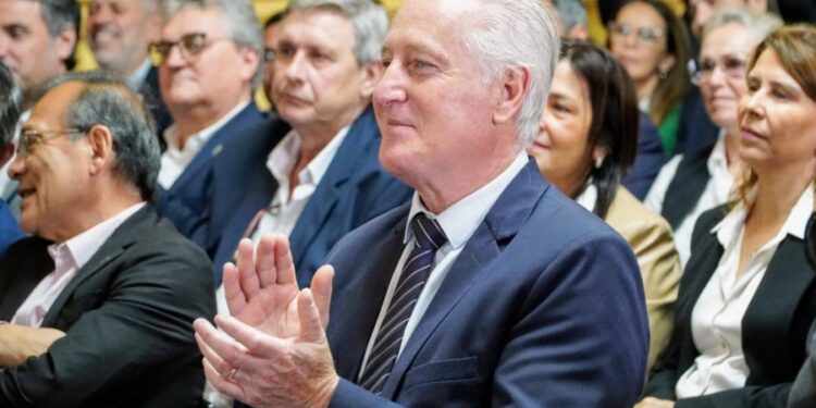 El ex ministro Miguel Olivieri asume como nuevo interventor del IPS