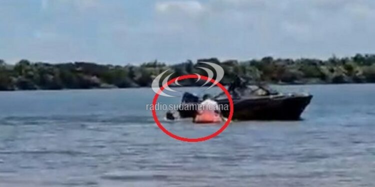 Río Paraná: dramático rescate de un joven en las costas de Ituzaingó