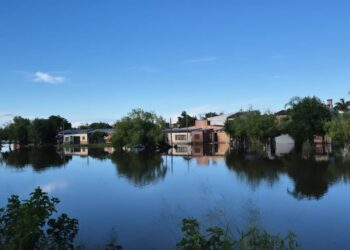 San Luis del Palmar: el Riachuelo está en bajante y los autoevacuados retornan a sus casas
