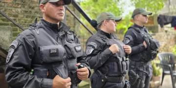 San Luis del Palmar: secuestran un arma de fuego y cuchillos