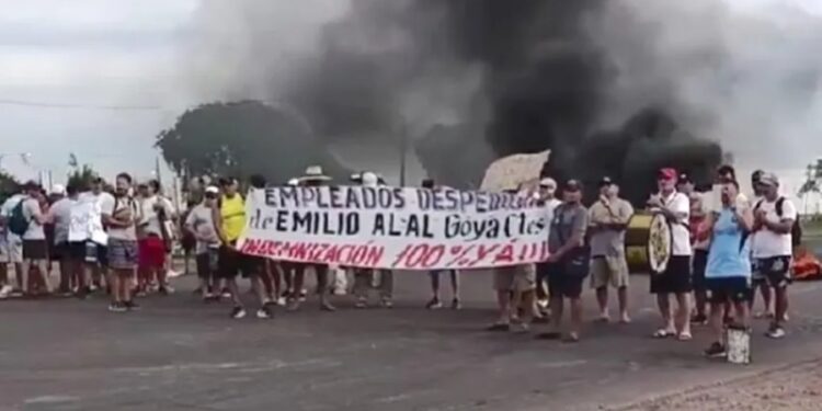 Cierre de Alal: “Hace dos meses que estamos en la calle y sin un peso”