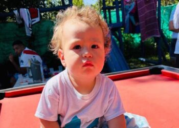 Un bebé de un año murió tras atragantarse con una uña postiza en Los Polvorines