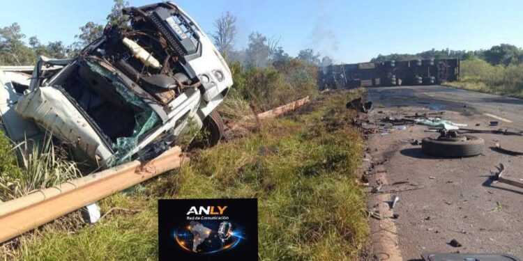 Colonia Liebig: choque entre dos camiones y un auto dejó un muerto en Ruta 14