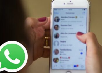 Alumna se sacó una foto con un arma y la publicó en un grupo de tareas de Whatsapp