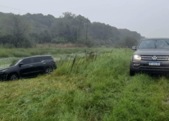 Intendente correntino involucrado en un choque en plena lluvia