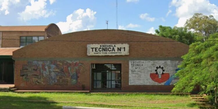 Santo Tomé: investigan a alumnos que habrían planeado un ataque en una escuela