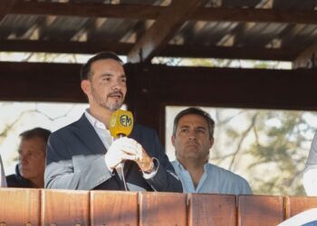 Valdés confirmó que a fin de mes habrá nuevos anuncios salariales