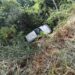 Tomaba mate junto al auto y el vehículo terminó cayendo a un barranco