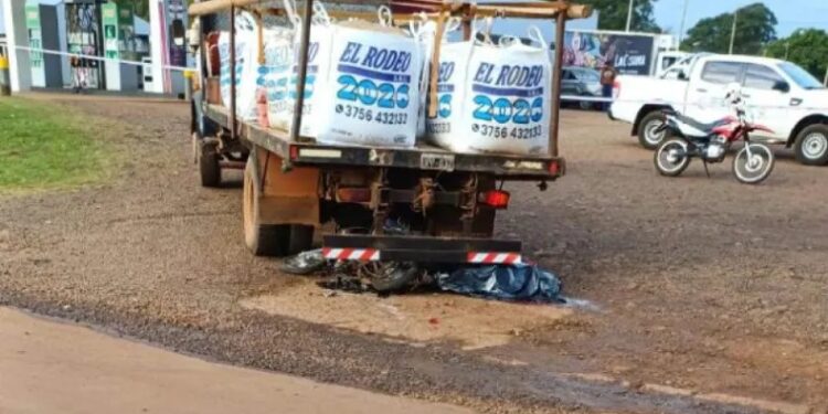 Virasoro: una pareja de jóvenes murió aplastada por un camión