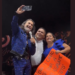Fanáticos vendieron su auto para ver a Marco Antonio Solís y emocionaron al cantante en pleno show