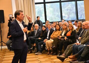 Claudio Zuchovicki llegó a Corrientes y habló sobre el futuro de la economía real