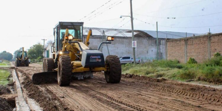 Esquina: Continúan los trabajos de mejora vial sobre calle Antártida Argentina