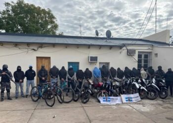 Esquina: desarticulan presunta organización dedicada al narcomenudeo y detienen a 14 personas