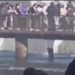 Video: un turista arriesgó su vida en las Cataratas del Iguazú por un insolito motivo