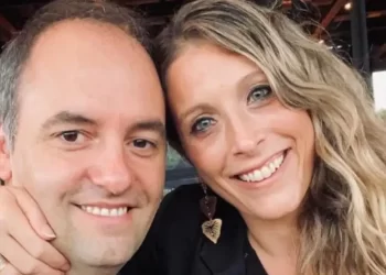Investigan contratos de la empresa de la esposa de Manuel Adorni con firmas proveedoras del Estado