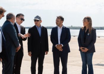 Corrientes mostró su potencial productivo al embajador de China con una agenda que incluyó a Las Marías y el puerto de Ituzaingó